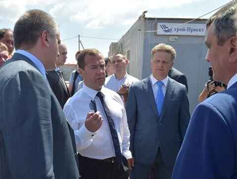 Правительство РФ уделяет особое внимание развитию дорожной сети в Крыму и Севастополе, поскольку ее...