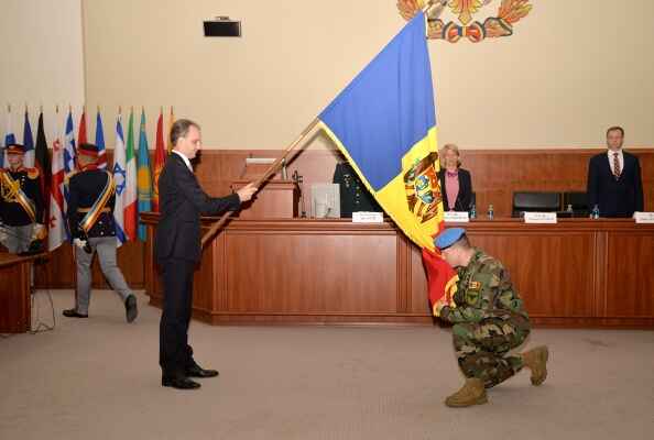 Издание «Блокнот Молдова» возмущено тем, что очередной контингент молдавских военных отправляется в Косово 9-го...