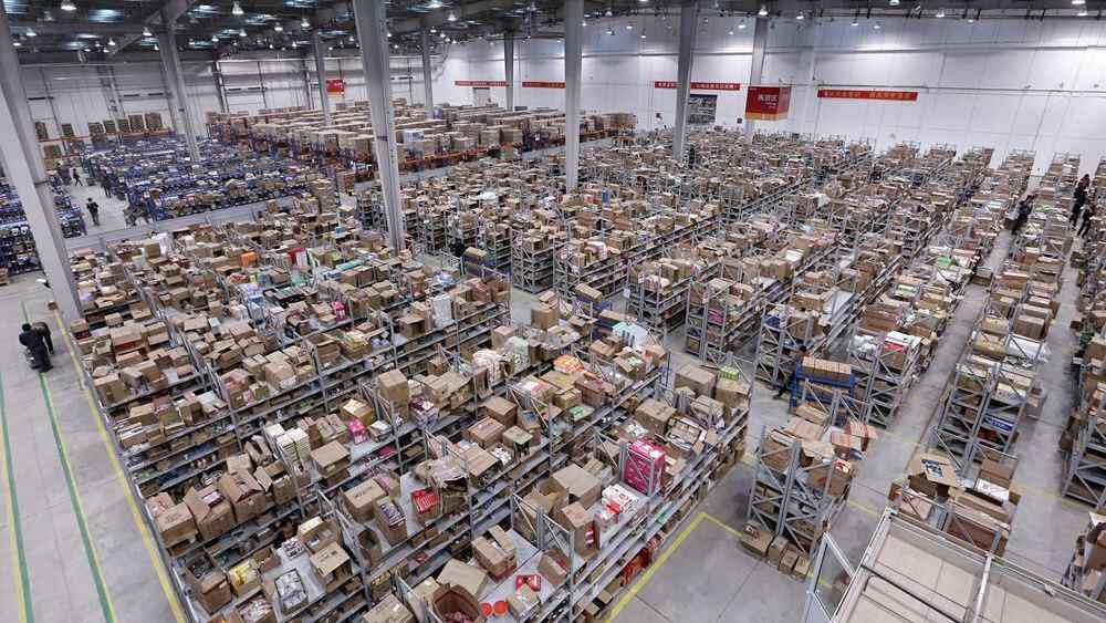 китайский склад. склад шеин в китае. гипермаркет алиэкспресс. Aliexpress со склада. шэньчжэнь китай сортировочный центр.