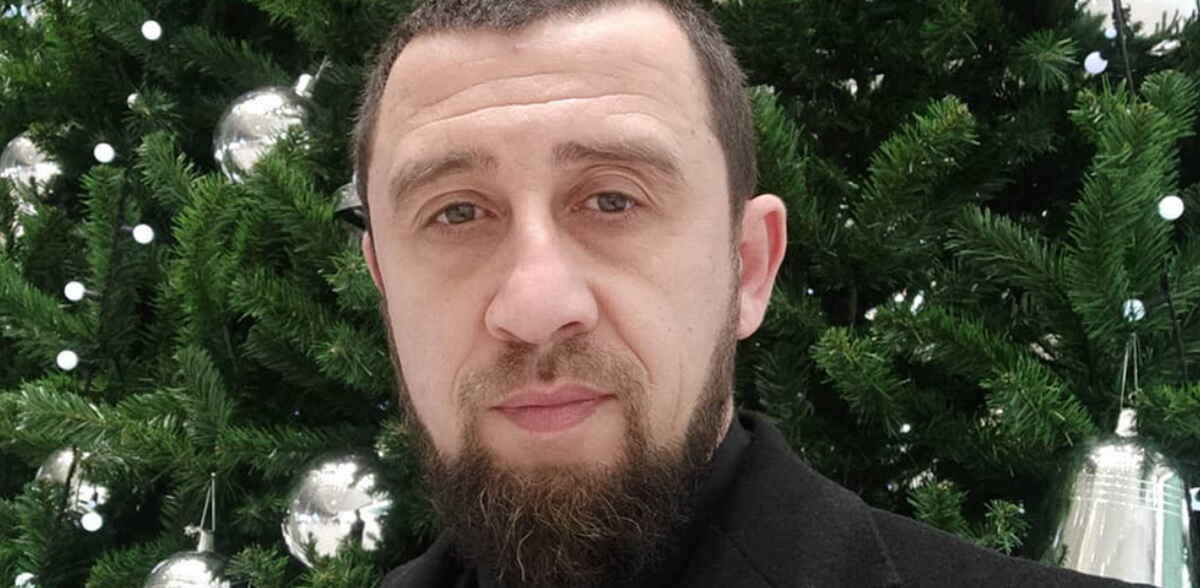 Все крымские чиновники, в том числе большое количество представителей крымских татар, должны обозначить свою...