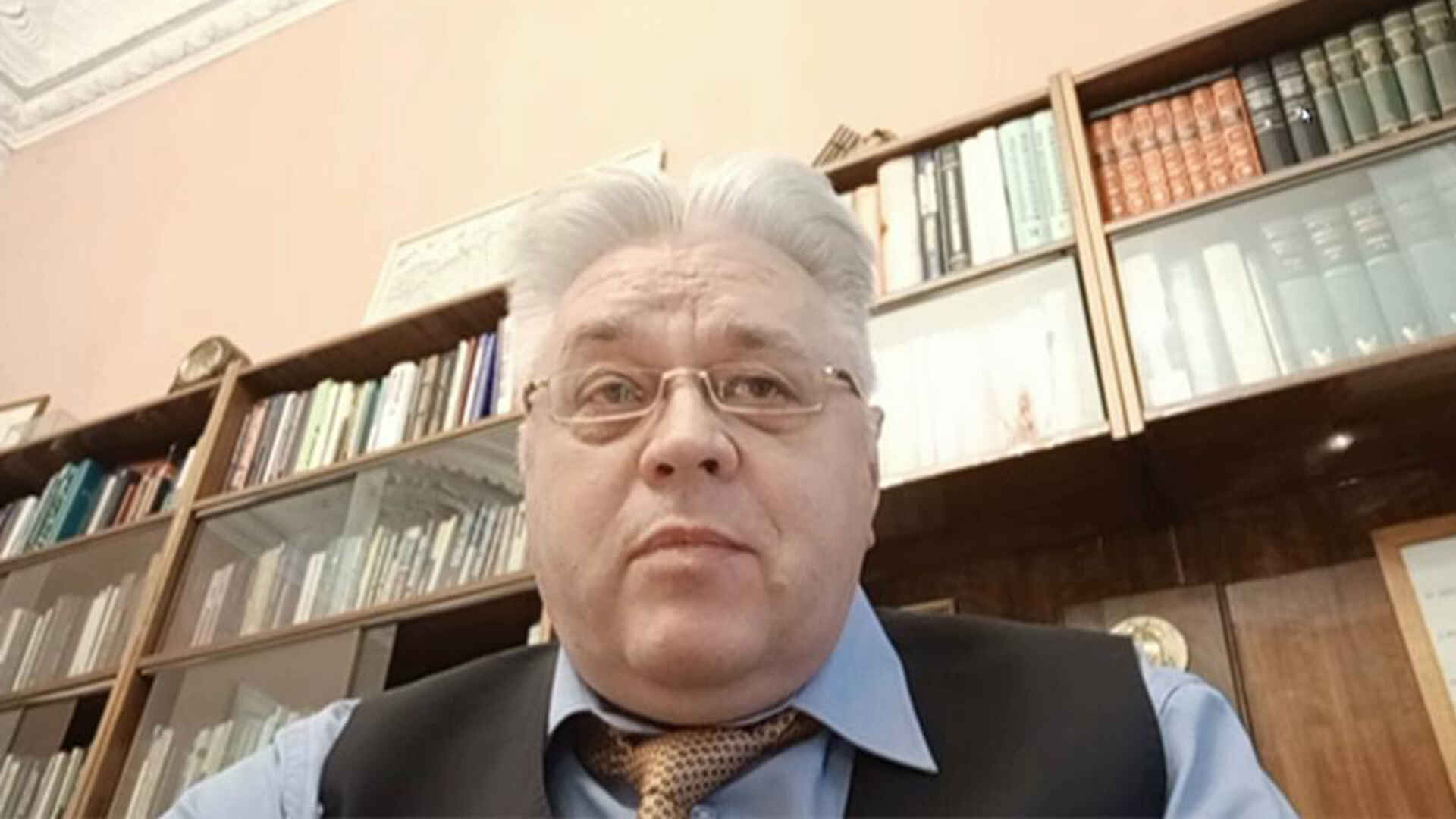 Мятеж в России был нейтрализован, но не подавлен. Сейчас так называемая «пятая колонная», которая...