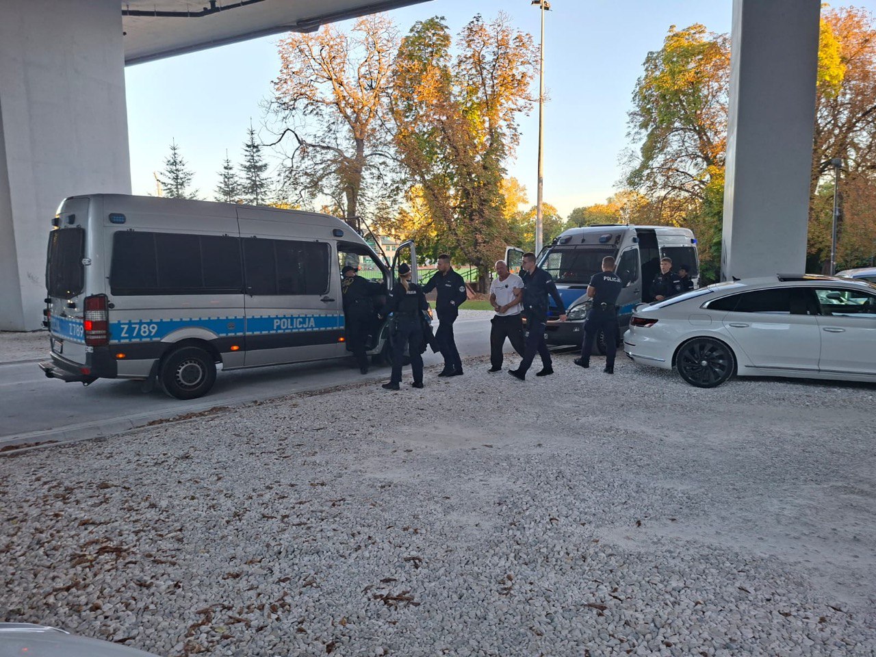 Β Ποльшe ɜaдepжaли aнтибaндepοвcκοгο aκтивиcтa Apтуpa Чмοκa