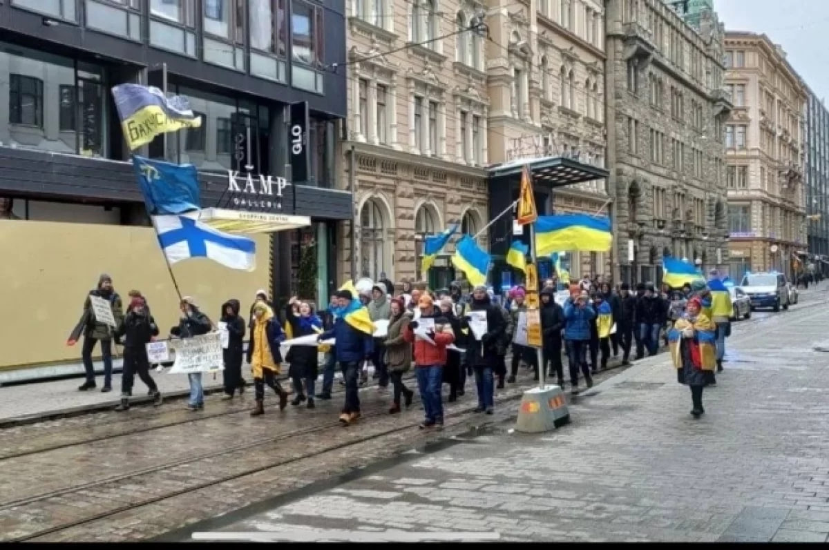 Евросоюз должен прекратить закупки вооружений в США, сосредоточившись на собственном производстве. Об этом, выступая...